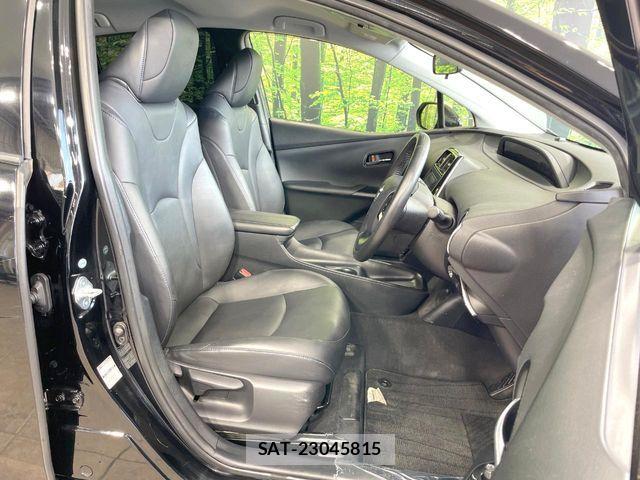Toyota PRIUS 2017-10 8355377-7