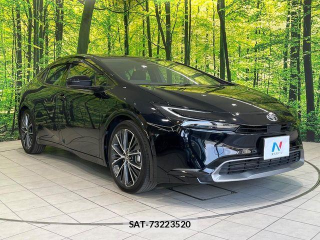 Toyota PRIUS 2023-04 8355353-15