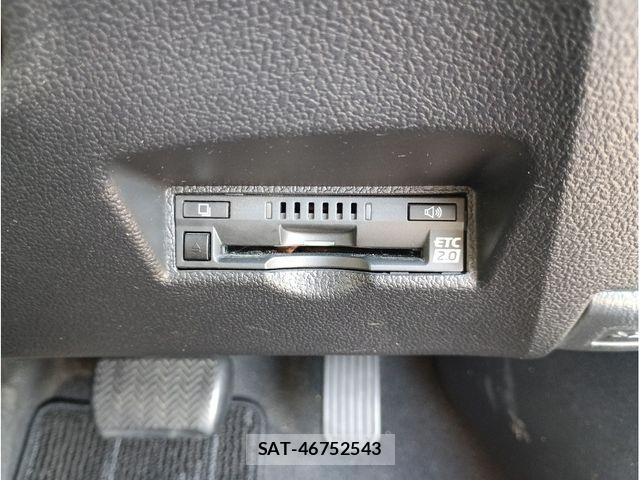 Toyota PRIUS 2021-07 8355371-10