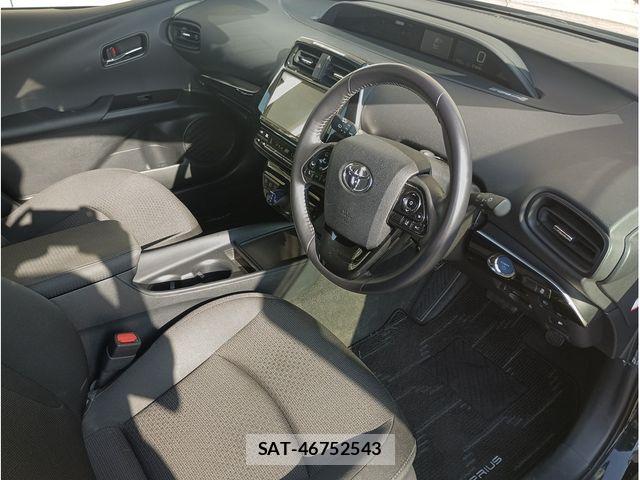 Toyota PRIUS 2021-07 8355371-1