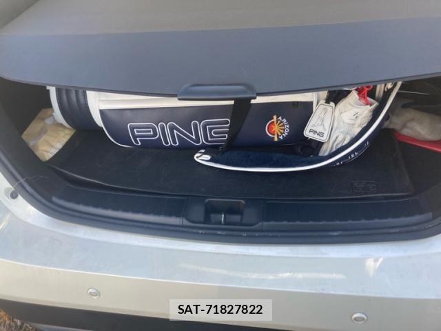 Toyota PRIUS 2018-08 8355383-11
