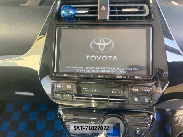 Toyota PRIUS 2018-08 8355383-16