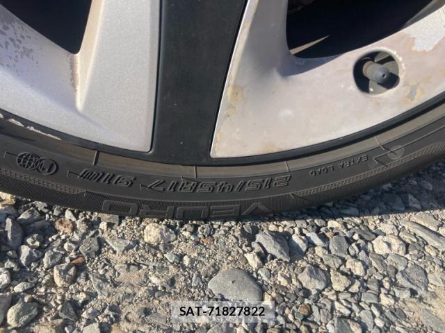 Toyota PRIUS 2018-08 8355383-7