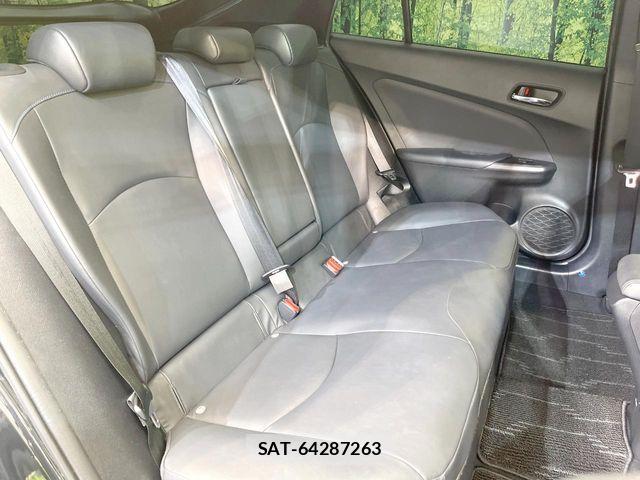 Toyota PRIUS 2021-12 8355365-8