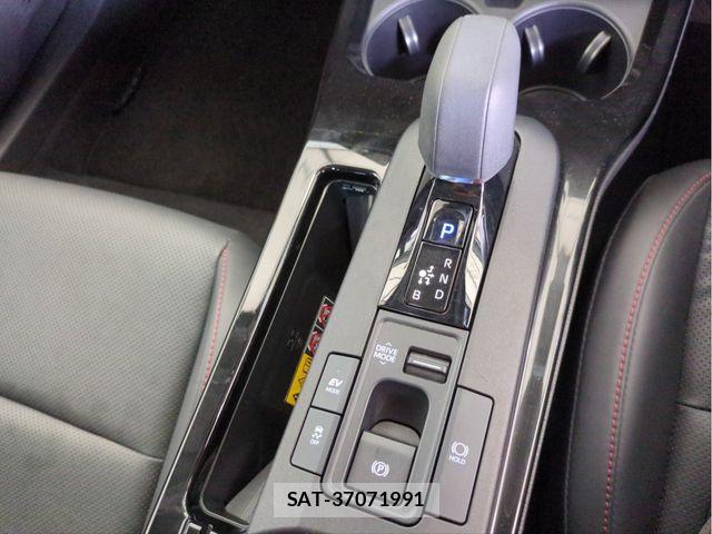 Toyota PRIUS 2024-03 8355358-11