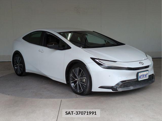 Toyota PRIUS 2024-03 8355358-16