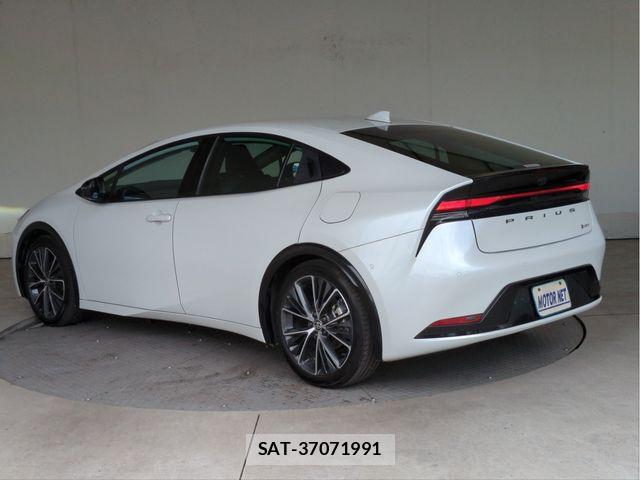 Toyota PRIUS 2024-03 8355358-19