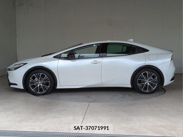 Toyota PRIUS 2024-03 8355358-20