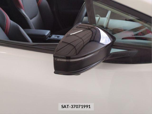 Toyota PRIUS 2024-03 8355358-22
