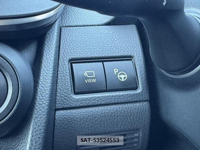 Toyota PRIUS 2023-02 8355355-25