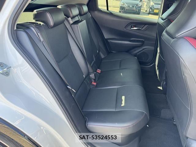 Toyota PRIUS 2023-02 8355355-8