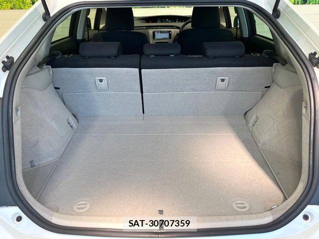 Toyota PRIUS 2012-10 8355388-8