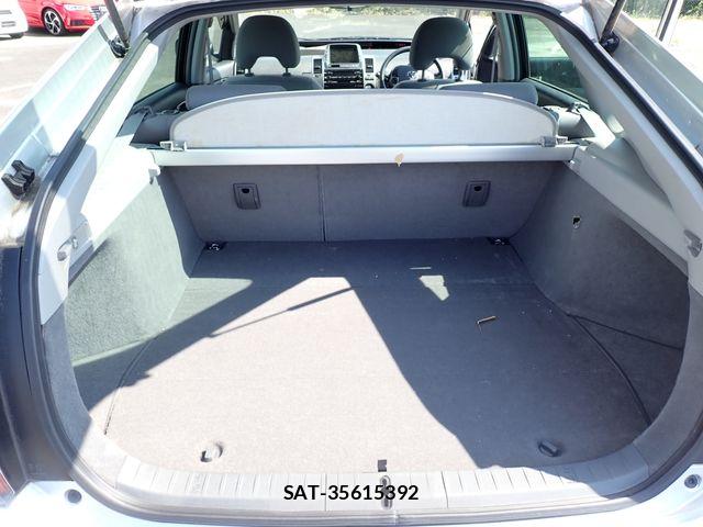 Toyota PRIUS 2006-08 8355348-21
