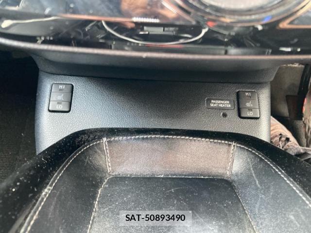 Toyota PRIUS 2016-08 8355379-14
