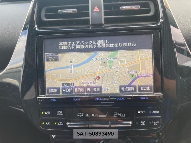 Toyota PRIUS 2016-08 8355379-16