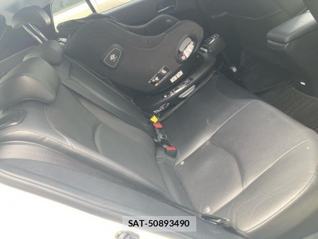 Toyota PRIUS 2016-08 8355379-8