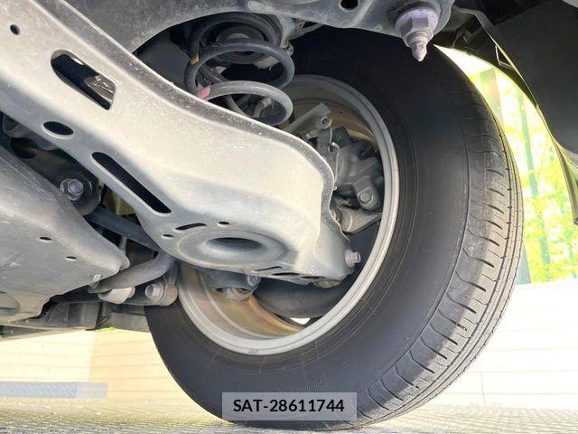 Toyota PRIUS 2021-11 8355367-9