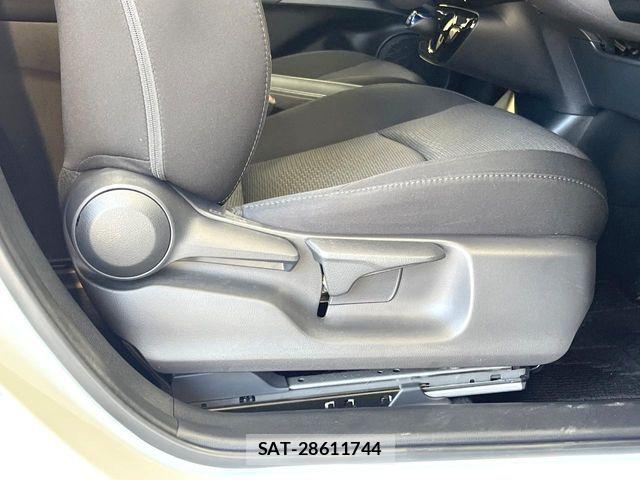 Toyota PRIUS 2021-11 8355367-15