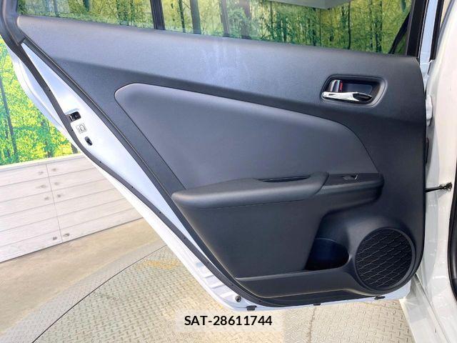 Toyota PRIUS 2021-11 8355367-19