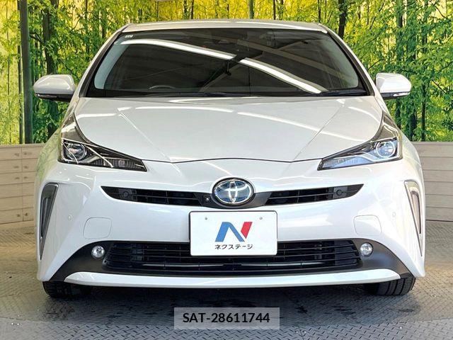 Toyota PRIUS 2021-11 8355367-3