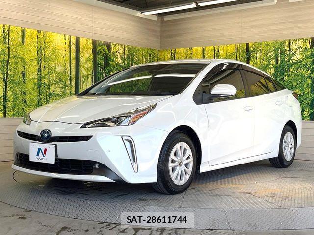 Toyota PRIUS 2021-11 8355367-4