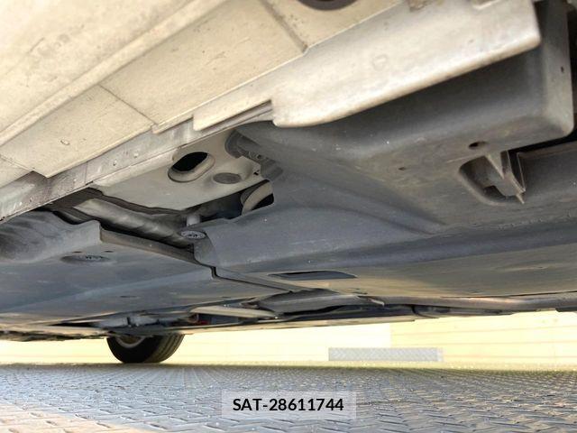 Toyota PRIUS 2021-11 8355367-8