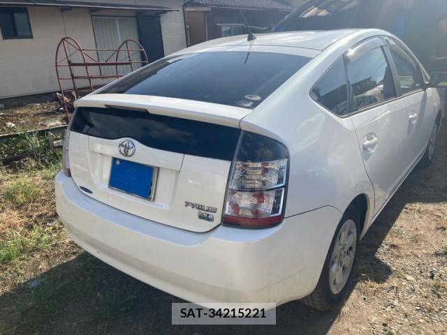 Toyota PRIUS 2004-11 8355399-2