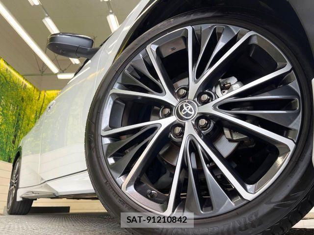 Toyota PRIUS 2024-10 8355350-12