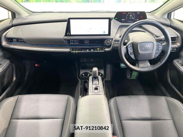 Toyota PRIUS 2024-10 8355350-1