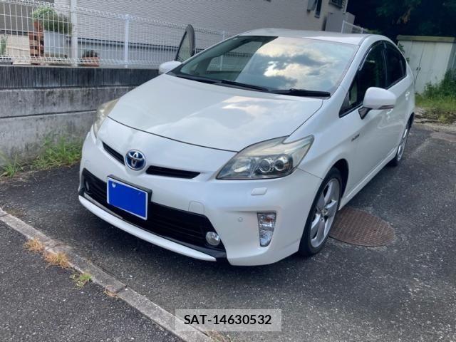 Toyota PRIUS 2015-07 8355392-0