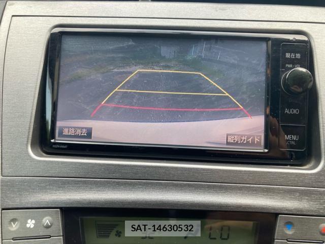 Toyota PRIUS 2015-07 8355392-23