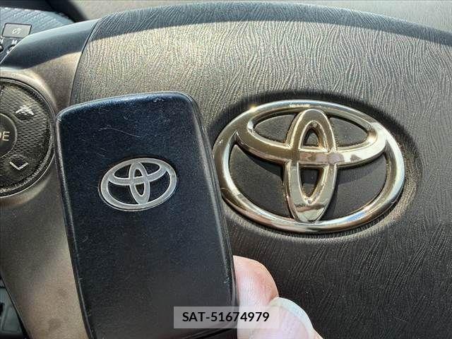 Toyota PRIUS 2013-03 8355397-21