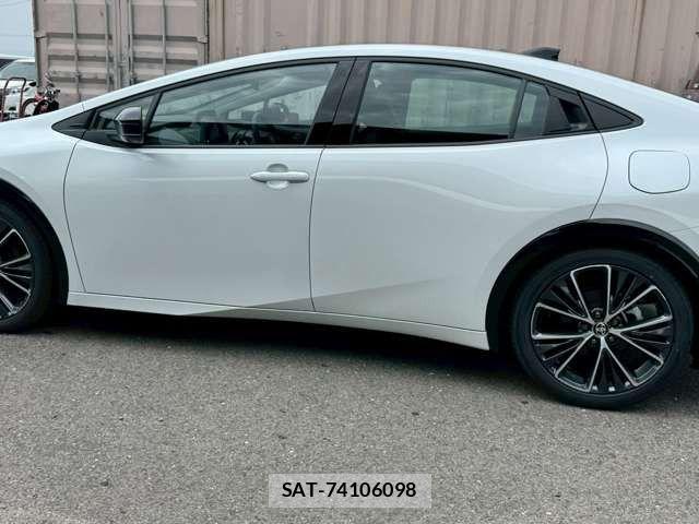 Toyota PRIUS 2026-01 8355347-12