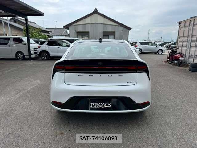 Toyota PRIUS 2026-01 8355347-16