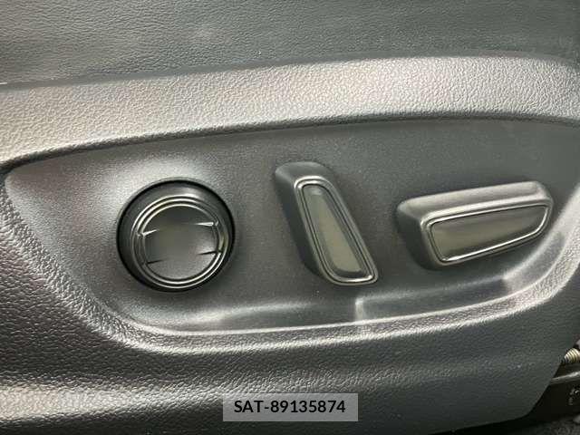 Toyota PRIUS 2019-02 8355364-5