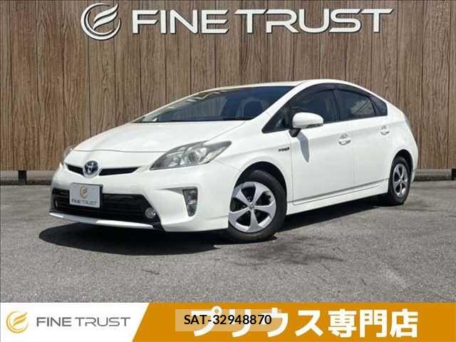 Toyota PRIUS 2013-11 8355387-0