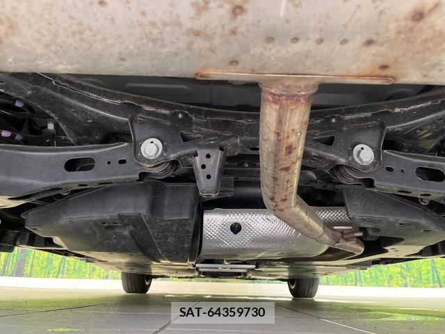 Toyota PRIUS 2023-06 8355359-19