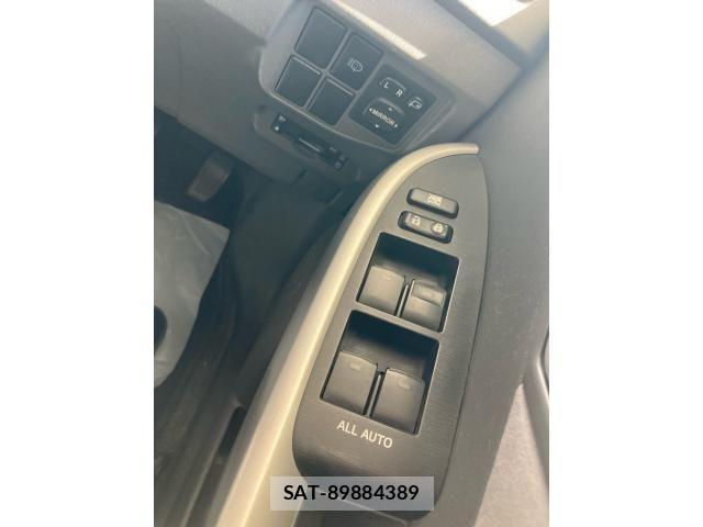 Toyota PRIUS 2009-11 8355401-14