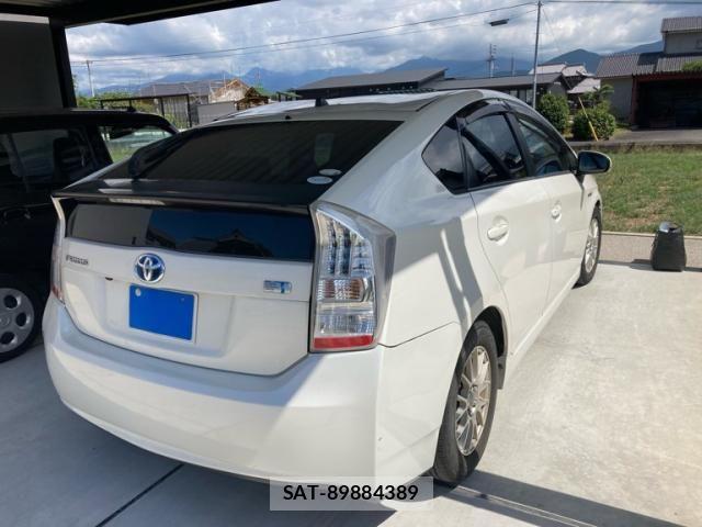 Toyota PRIUS 2009-11 8355401-2