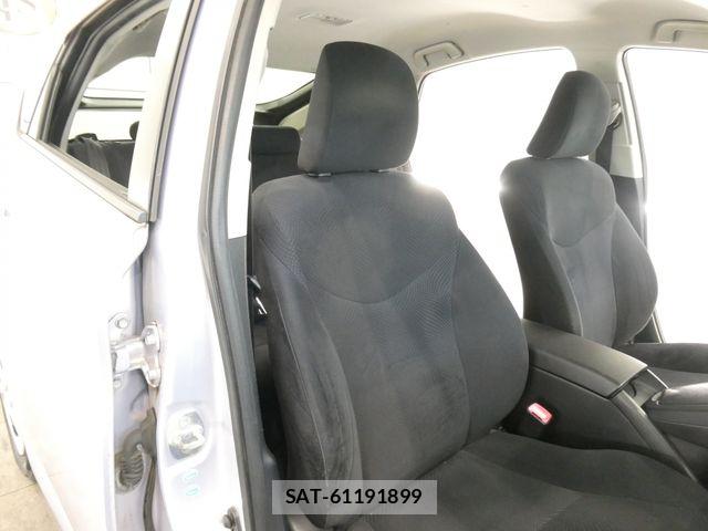 Toyota PRIUS 2012-03 8355394-12