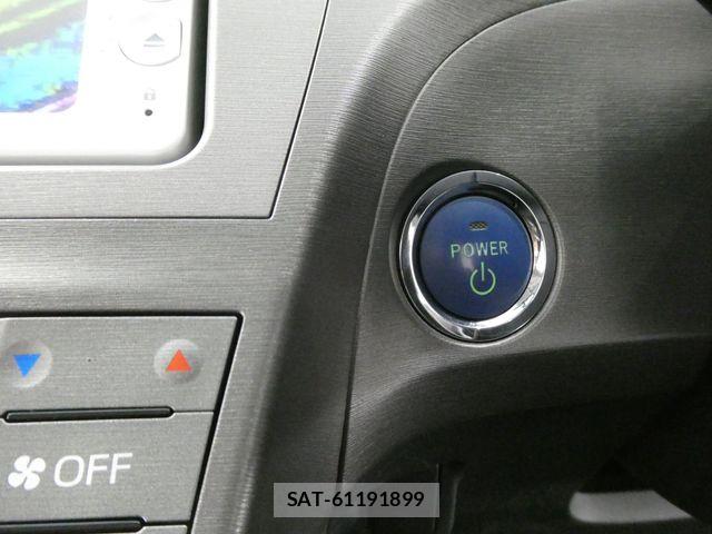 Toyota PRIUS 2012-03 8355394-22