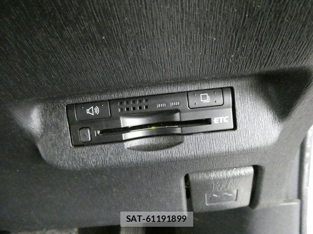 Toyota PRIUS 2012-03 8355394-26