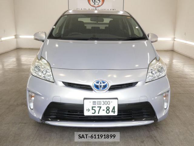 Toyota PRIUS 2012-03 8355394-3