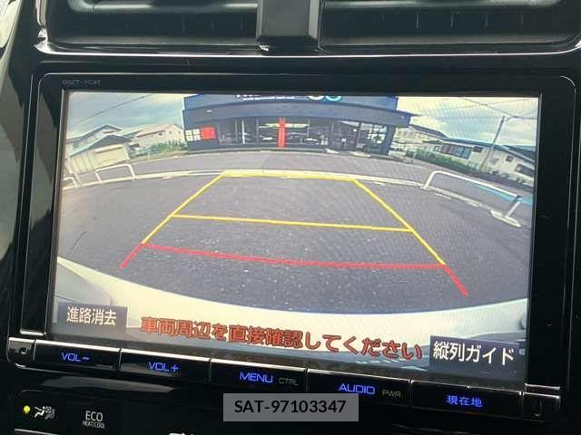 Toyota PRIUS 2016-05 8355368-2