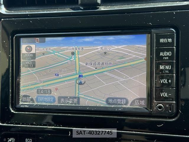 Toyota PRIUS 2017-07 8355380-29