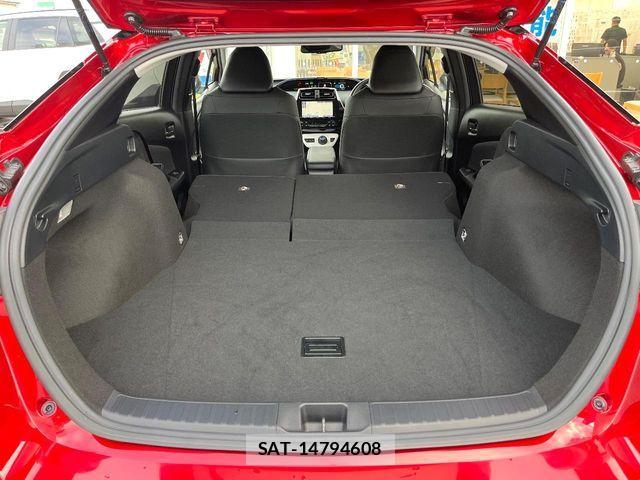 Toyota PRIUS 2016-05 8355370-9