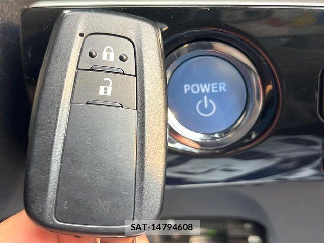 Toyota PRIUS 2016-05 8355370-5