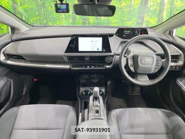 Toyota PRIUS 2023-03 8355363-1