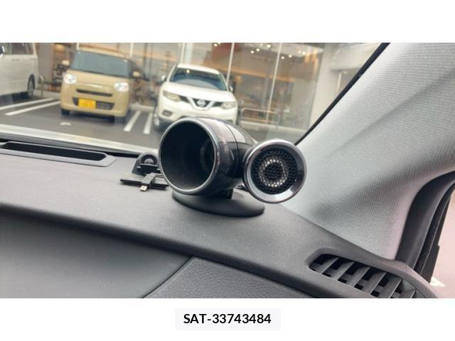 Toyota PRIUS 2021-08 8355366-17