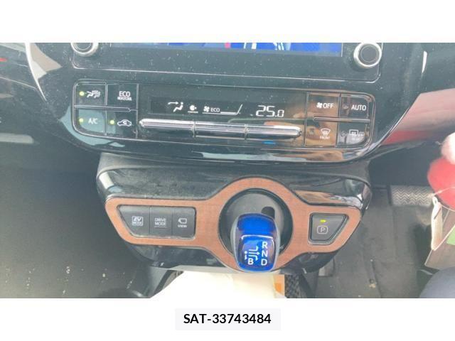 Toyota PRIUS 2021-08 8355366-23